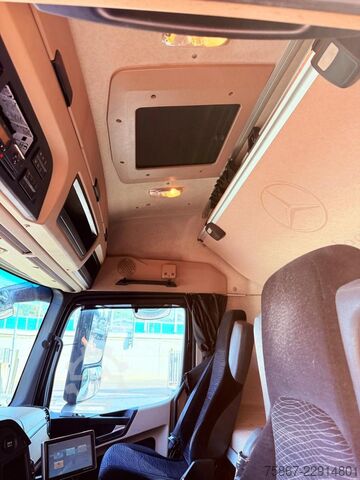 Değiştirilebilir kasalı kamyon Mercedes-Benz Actros 2542