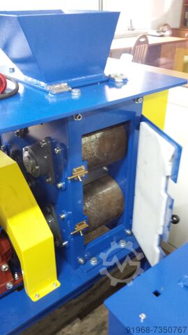 Θραυστήρας κυλίνδρων LITech RC 300 - 2 x 5.5kW