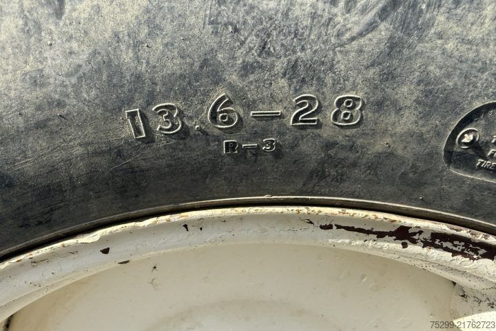 Egyéb  2000 W 602 BD Strassenwalze / Swiss-Vehicle