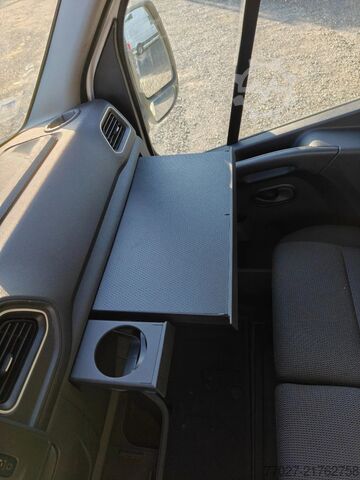 Bőrönd Renault Master bakwagen / boxtruck D'hollandia