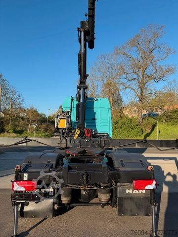 Autolaadkraan MAN TGX 33.560 6x4 Kran 21m Funk