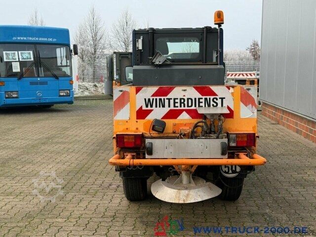 Veegmachine Multicar Tremo X56 Winterdienst Streuer + Besen NUR 9TKM