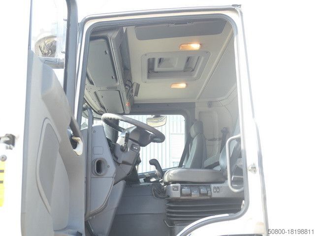 Cisternové vozidlo SCANIA P 320 6x2, Lindner & Fischer, 19m³, 3 Kammern