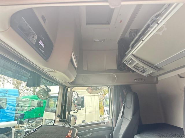 Standaard trekker DAF XF530 SSC 2TANKS 1180L ACC LDWS  FCW