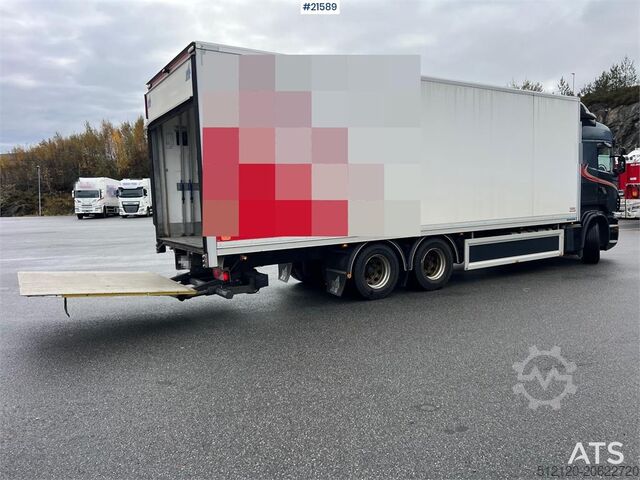 Walizka Scania R500 6x2 box truck w/ 2 temp refrigerator/freezer