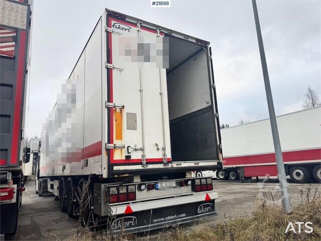 Szafka Ekeri z pełnym otwarciem bocznym. Ekeri Cabinet with full side opening.