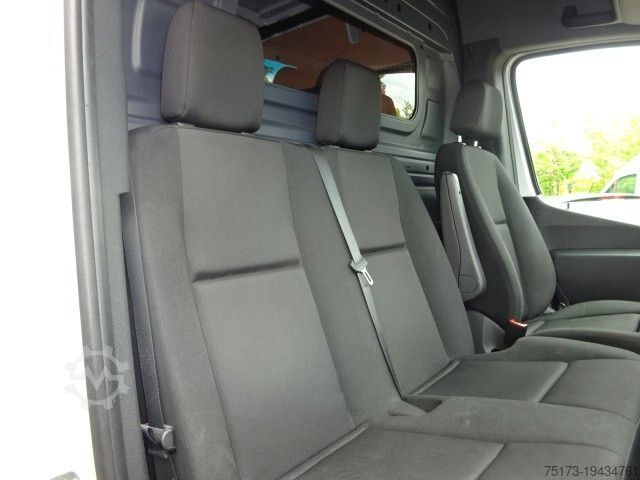 Hög tak skåpbil MERCEDES-BENZ Sprinter III Kasten RWD 317 9G-Tronic Lang AHK