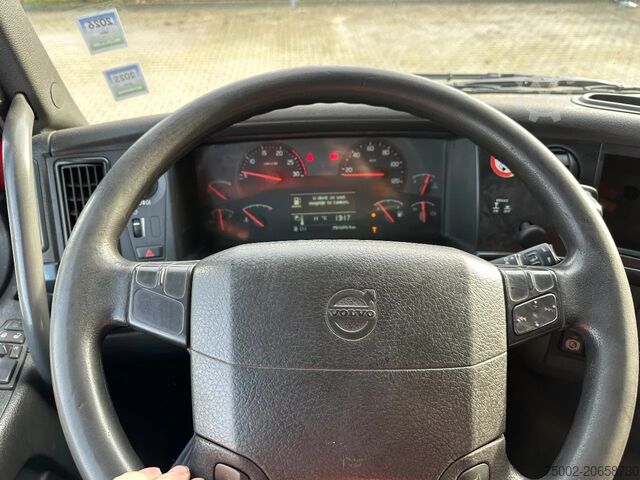 Farliga ämnen Volvo FH 13.420 GLOBETROTTER, ADR, Euro5, VEB, B Truck