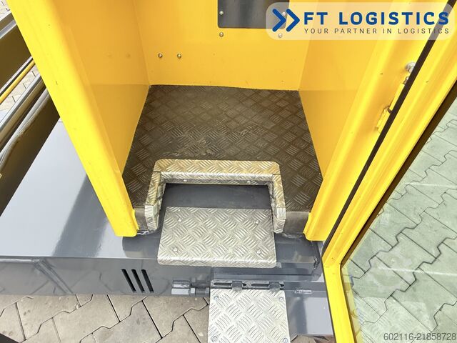 Fyrvägstruck Combilift C3000STE TRIPLEX WIDE POSITIONER CABIN