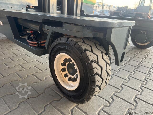 Stivuitor cu patru direcții Combilift C5000 / 5500 mm / free lift