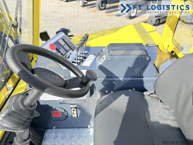 Stivuitor cu patru direcții Combilift CB4500 GAS TRIPLEX 6400 FORK POSITIONER