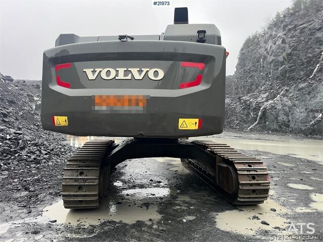 Crawler excavator Volvo ec380EL excavator w/ hw undercarriage and toothed