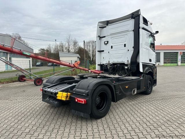 Standardní tahač MERCEDES-BENZ Actros 1848 / Retarder / Big Space
