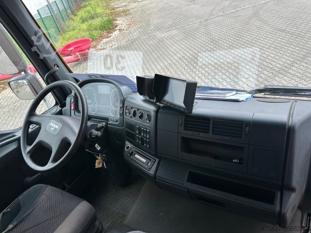 Autocisterna a vuoto MAN TGM 18.290 / 9.500 Liter / Leistikow