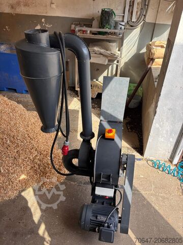 Hamermølle med udtag af formalet materiale CORMAK HMC-4