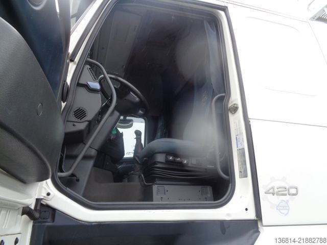 Φορτηγό ειδικού σκοπού VOLVO FH420 8x4 BB Spitzer Silo 23 cbm VEB EU5
