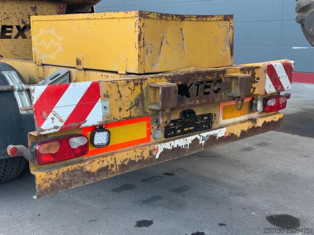 Walec drogowy EXTEC Extec Screens & Crushers C12 Ketten-Brechanlage