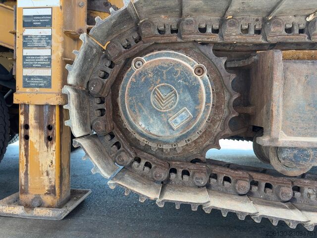Walec drogowy EXTEC Extec Screens & Crushers C12 Ketten-Brechanlage
