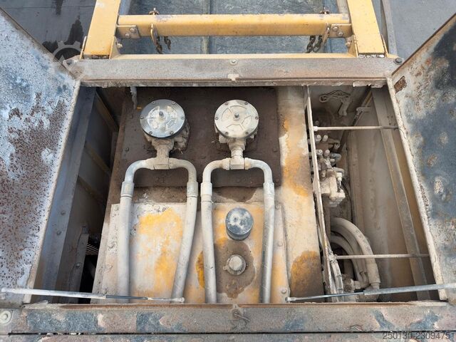 Walec drogowy EXTEC Extec Screens & Crushers C12 Ketten-Brechanlage