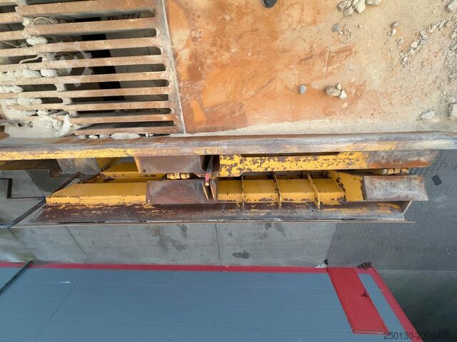 Walec drogowy EXTEC Extec Screens & Crushers C12 Ketten-Brechanlage