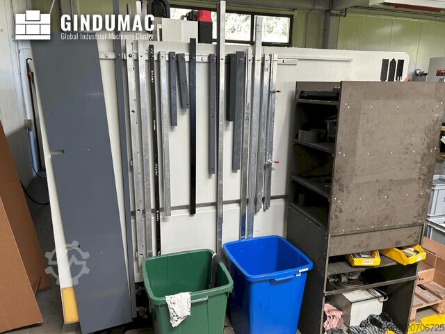 Verticale verspanen centrum STAMA MC 520