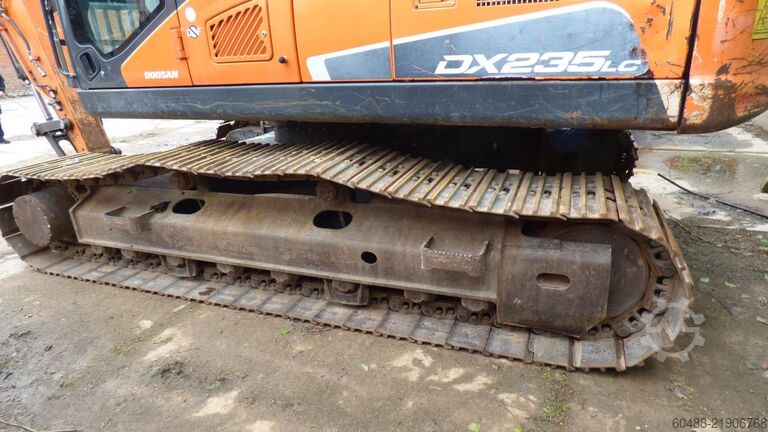 Pelle hydraulique sur chenilles DOOSAN CRAWLER EXCAVATOR DX 235 LC-5