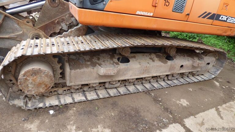 Hydraulisk bæltegraver DOOSAN EX CA DX 225 LC