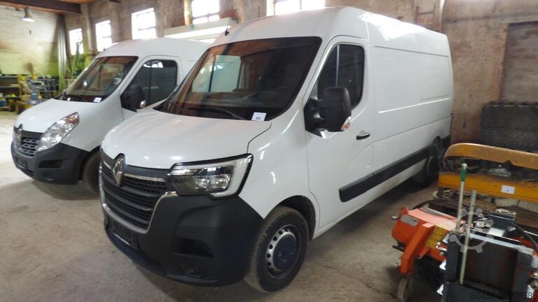 Transportør RENAULT MASTER DCI 135
