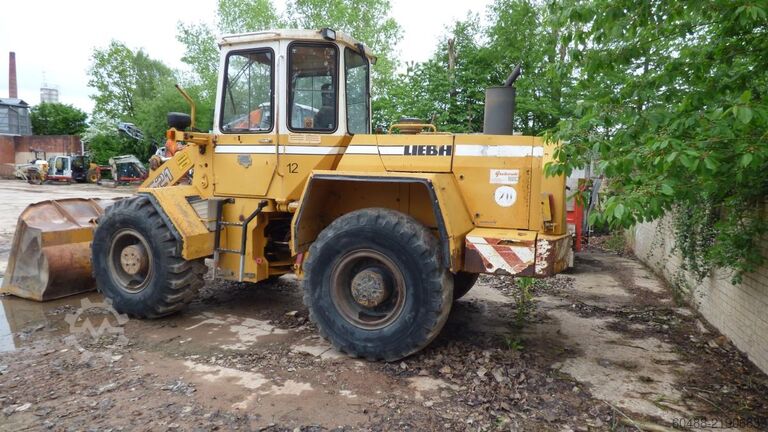 Yükleyici LIEBHERR E 521