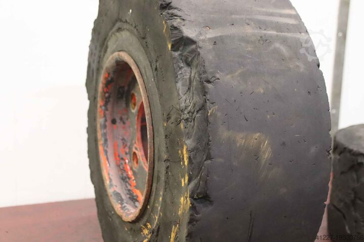 Massieve rubberen banden 2 stuks Continental Super Elastic 23x9-10