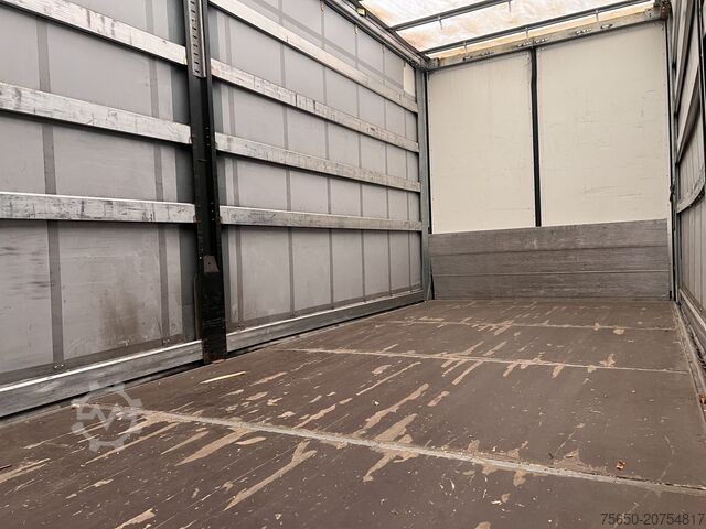 Otwarta przyczepa z plandeką Möslein TPF 11-D Schwebheim Tandem- Planenanhänger Durchladen