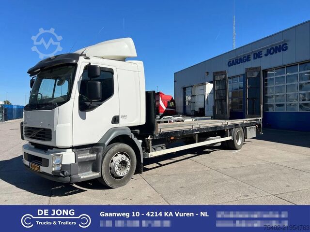 Furgão transportador de automóveis Volvo FL 280 / Machine + Car Transporter / Euro 5 / M...