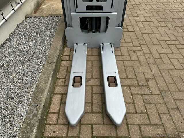 VS-22601 Electric triplex stacker Still 5316mm year 2019 STILL EXV SF 14