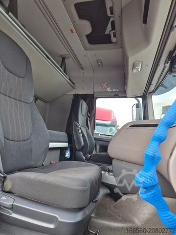 Standard tractor DAF XF 480 FT SPACE CAB