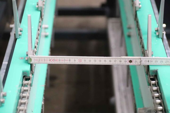 Przenośnik łańcuchowy do poziomej kartoniarki nomatech BOX 60H