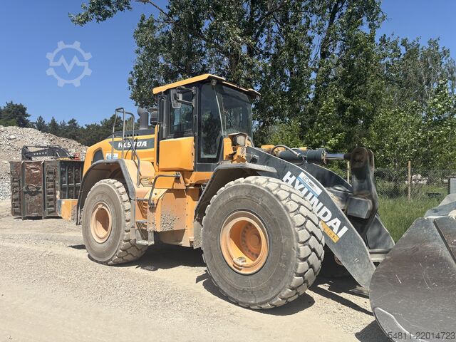 φορτωτής Hyundai HL970A