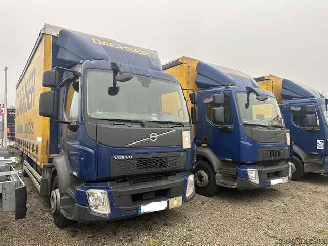 φορτηγό πλατφόρμα με μουσαμά VOLVO FL 250