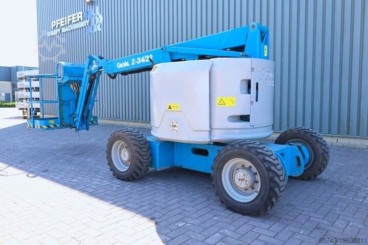 Scharnierende telescopische hoogwerker Genie Z34/22 Diesel, 4x4 Drive, 12.6m Working Height, 6.