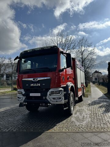 Feuerwehrfahrzeug MAN TLF 3000 Einzelbereifung