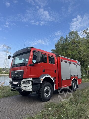 Feuerwehrfahrzeug MAN TLF 3000 Einzelbereifung