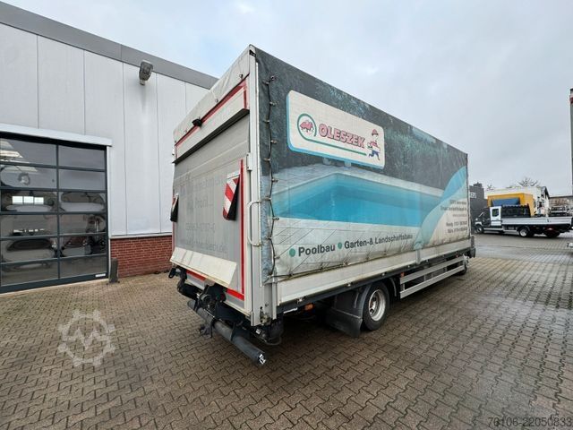 Flaklastbil med kapell FUSO Canter 9C18 Pritsche Plane mit Ladebordwand *Ahk