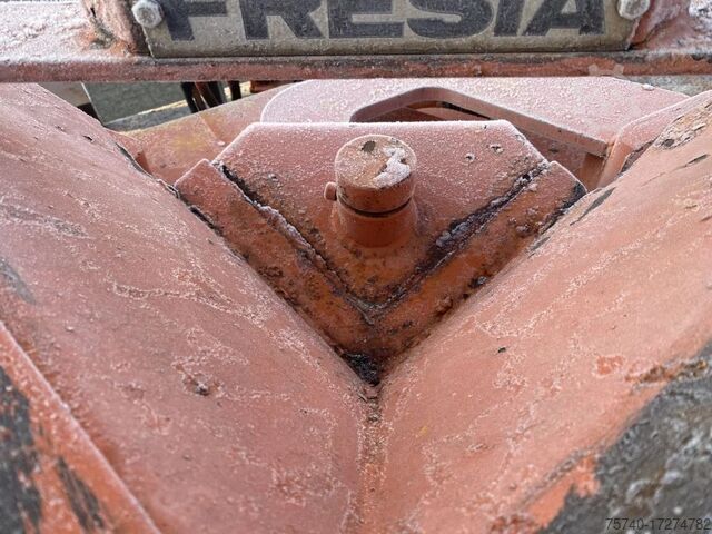 Sneeuwschuifblad Fresia + Snow shovel