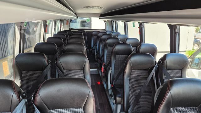 Minibus IVECO 2x Daily 70 Lagerfahrzrug Ferqui Sunrise 2,5 m B