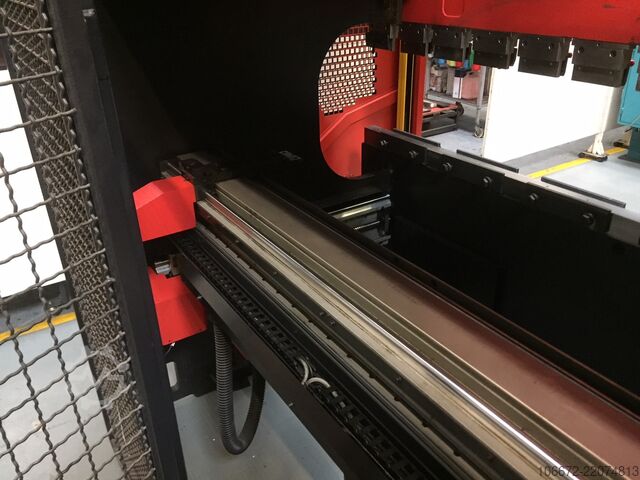 Abkant presa AMADA PROMECAM HFE 8025