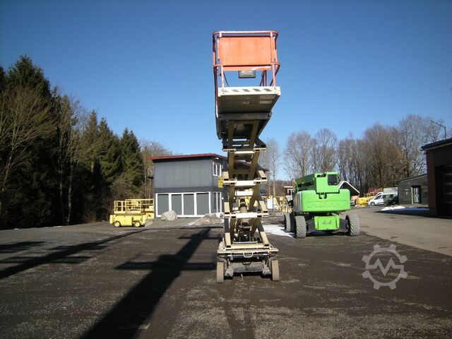 Podnośnik nożycowy JLG 3246 ES