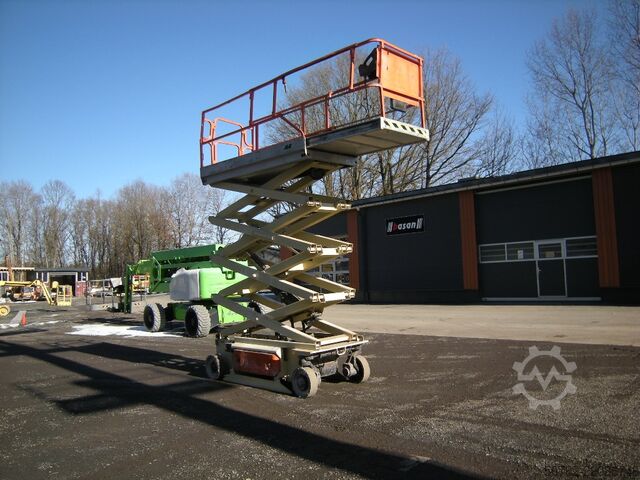 Podnośnik nożycowy JLG 3246 ES