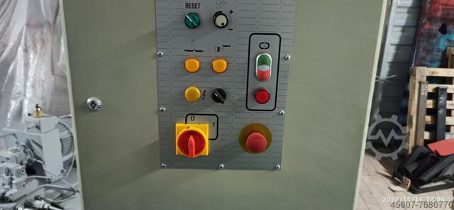 Hydraulische pers 6 zes meter automatisch Lignum HK6