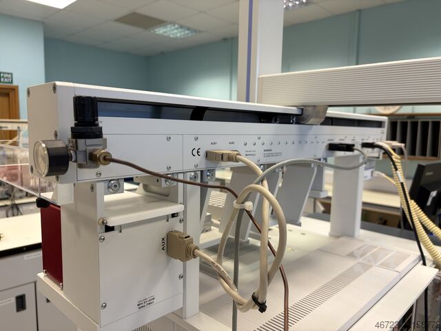Gaschromatograaf-massaspectrometer Shimadzu GC-2010 PLUS / GCMS-QP2020 / AOC-5000