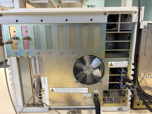 Gaschromatograaf-massaspectrometer Shimadzu GC-2010 PLUS / GCMS-QP2020 / AOC-5000
