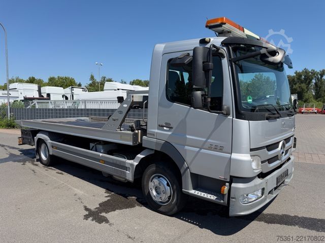 Çekici MERCEDES-BENZ Atego 822 Abschleppwagen Verschiebeplateau OMARS